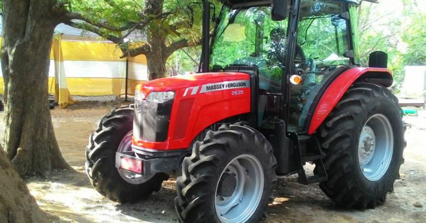 Vibroacoustic optimization in a tractor cabin